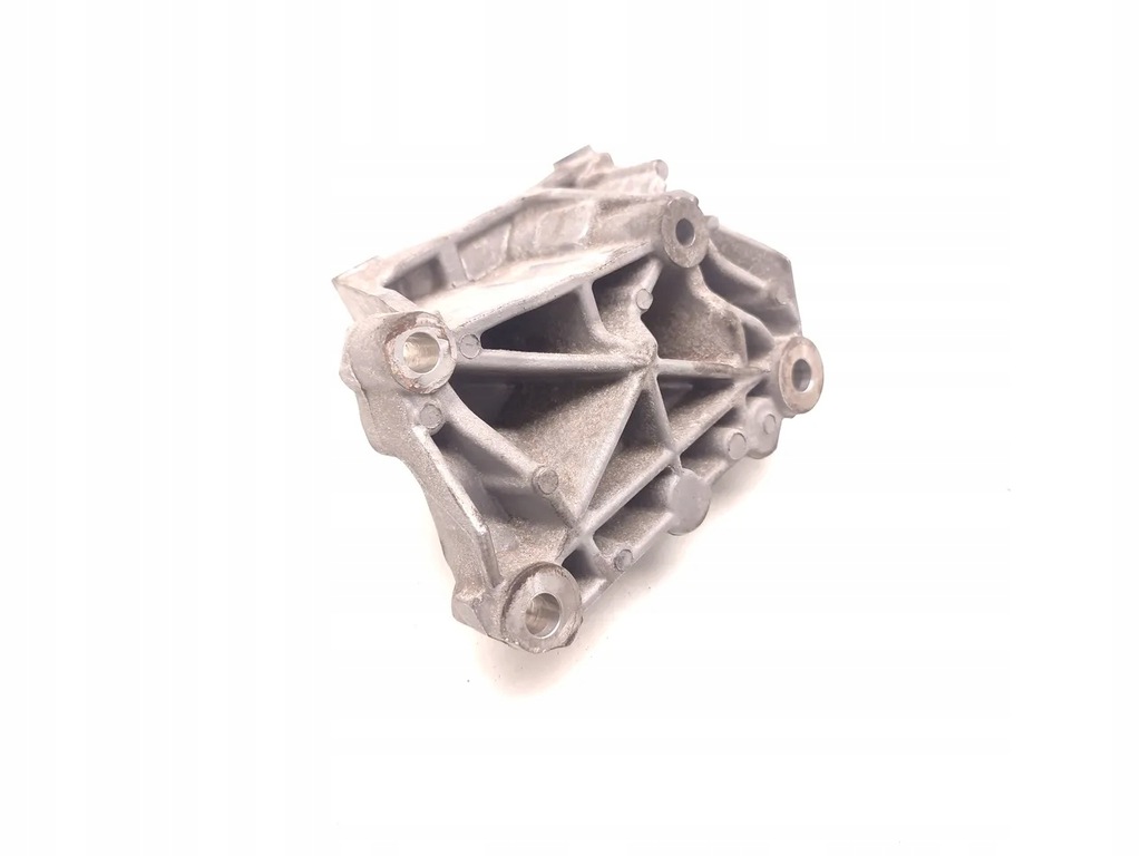 фото №1, Land rover range rover evoque кронштейн / кронштейн двигателя 2.2 d 4x4 дизель suv