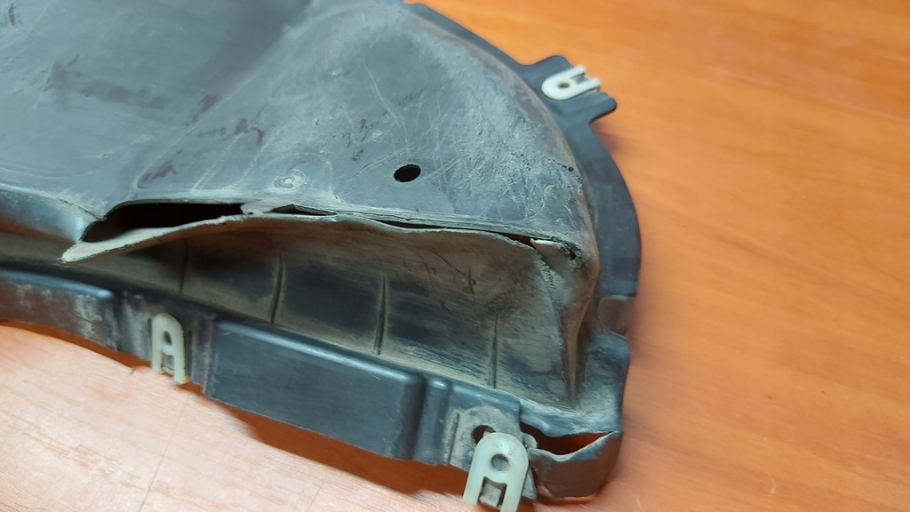 фото №12, Подкрылок треугольник часть подкрылок левый перед bmw 5 g30 g31