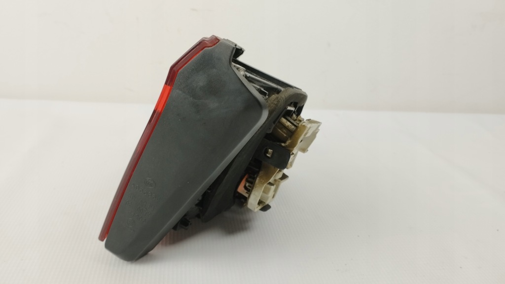 фото №14, Vw golf 7 vii sportsvan лампа задняя правая w крышка 510945094k