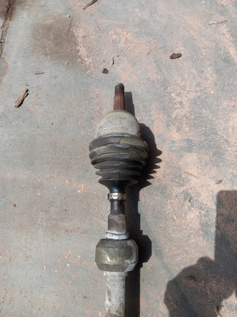 фото №3, Привідний вал ліва renault laguna 1.8kat 96r