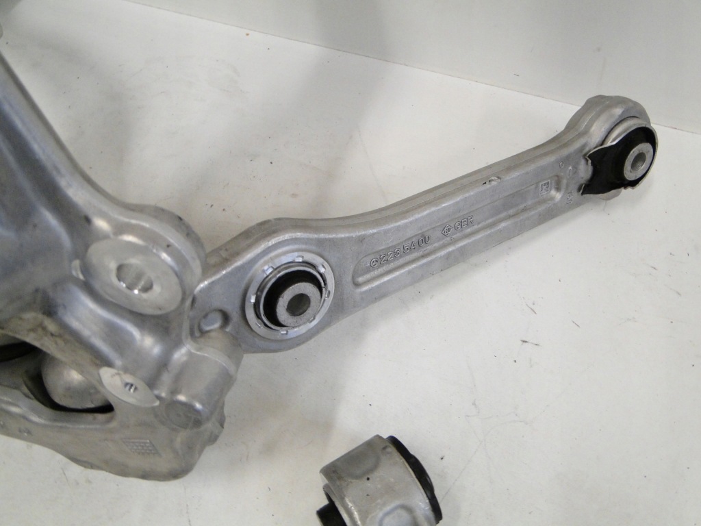 Mercedes s klasa 223 поворотный кулак передняя левая рычаги 4matic a2233323100 Киев