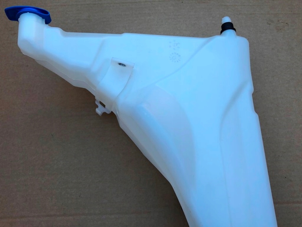 фото №8, Audi a8 4h lift бак омывателя 4h0955451d