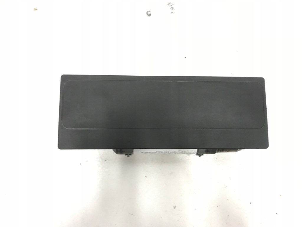 фото №1, Vw passat b8 подушка коленная оригинал