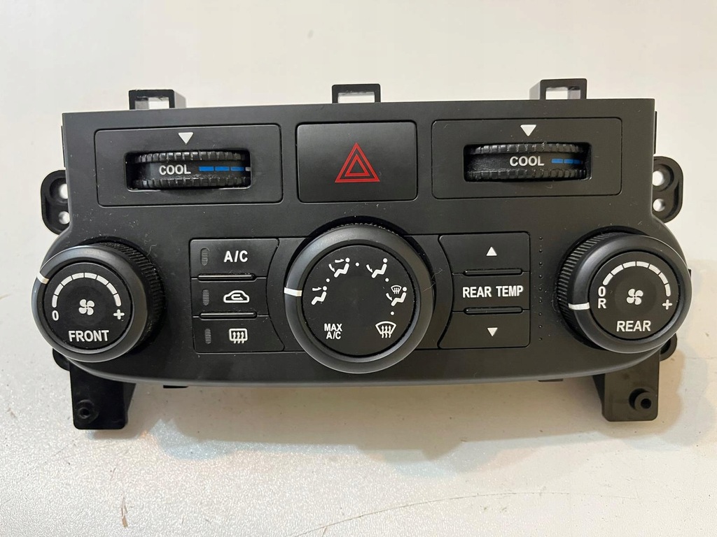 фото №1, Kia carnival 2 ii 06-14 r 2.9 crdi панель кондиціонера