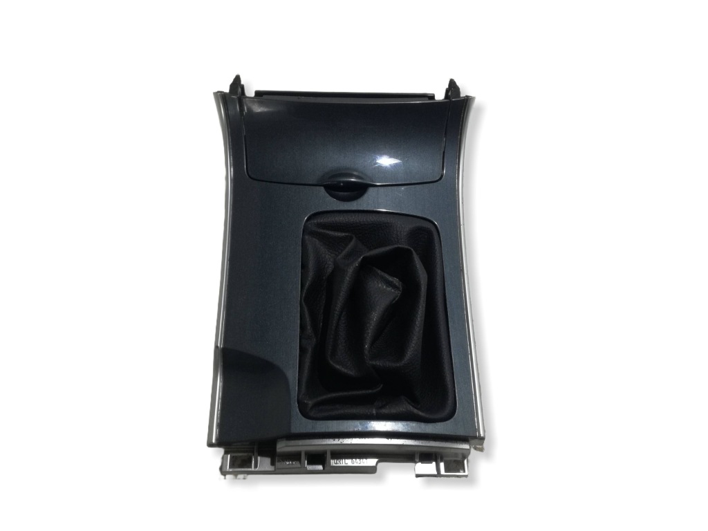 Купить Mazda 6 2006 2000cm3 рамка рычаг переключения передач  gr1c64341