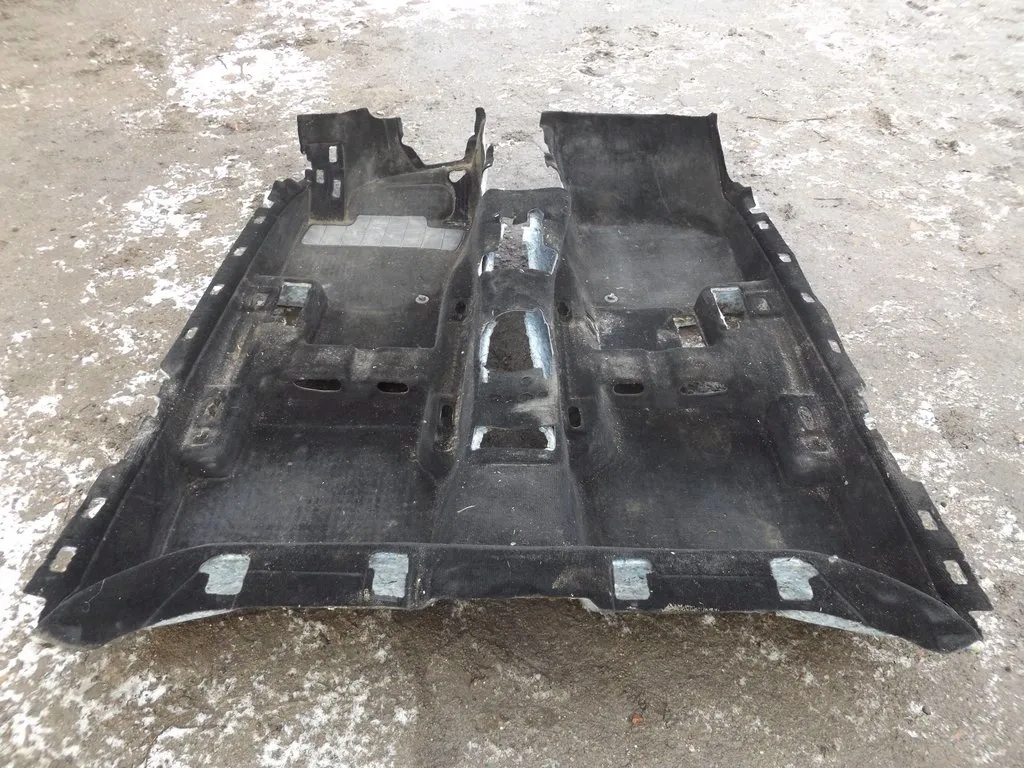 фото №1, Passat b6 kombi килимок обшивка