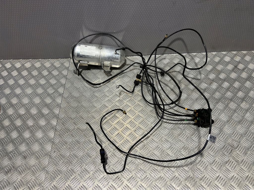 Купить Бак воздуха подвеска range rover sport l461 l460