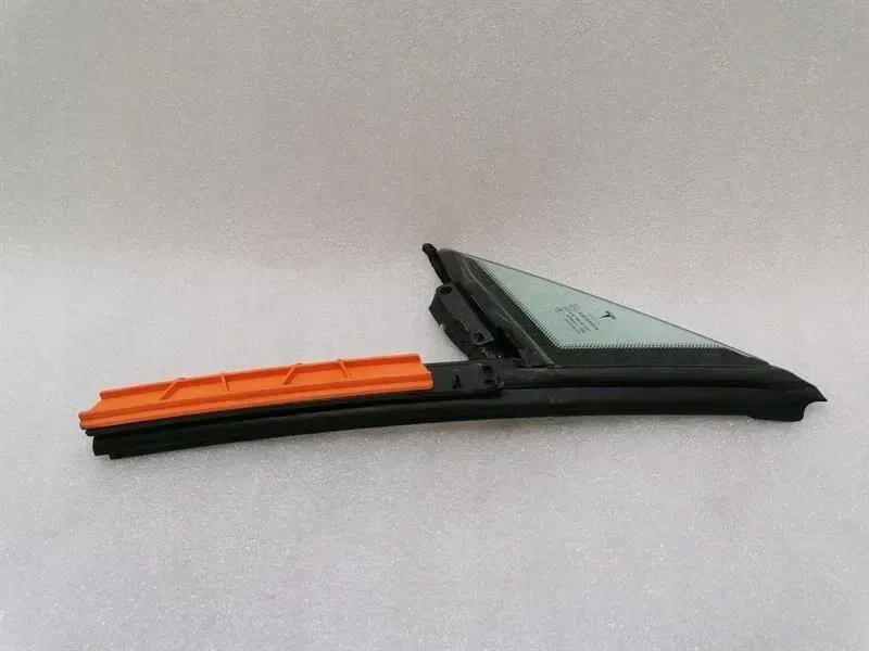 Купить Tesla model s 90d left передняя часть 1/4 glass 1821299-00a door панель