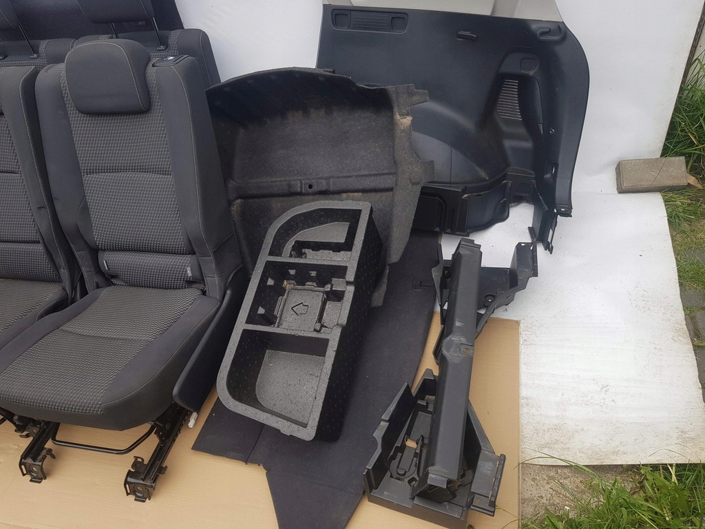 фото №7, Сидіння заднє сидіння toyota verso 2009-2017 7 осіб van перехідник ремені