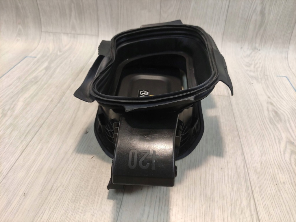 Bmw ix ix вкладыш крышка багажника зарядки аккумулятора 7953712 в Украине