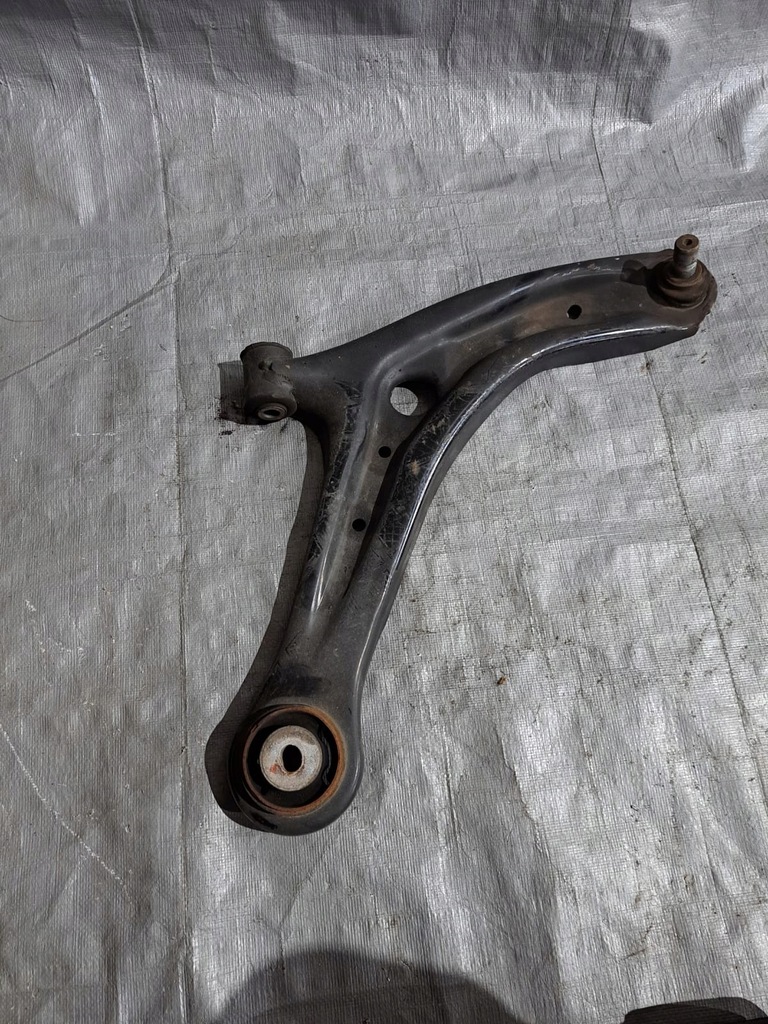 фото №3, Ford ka+ plus 2018 1.2i важіль перед правий