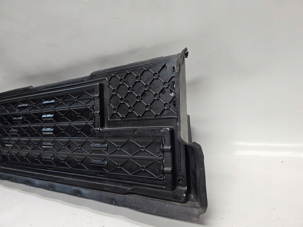 фото №12, Воздуховод воздуха впуск шторка жалюзи land rover defender 2 l663 19 -