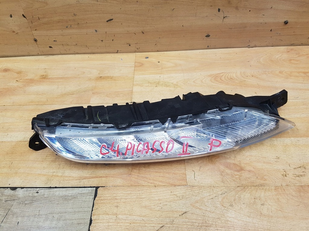 фото №1, Лампа led правая citroen c4 picasso ii