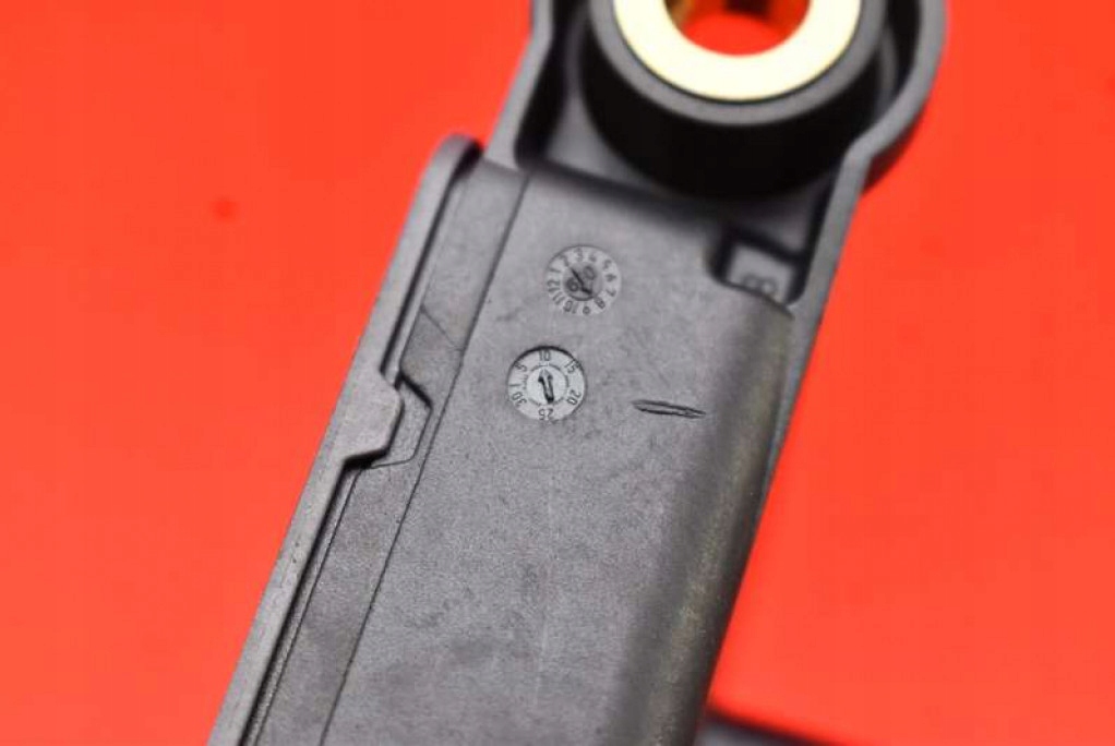 Купити Датчик модуль esp 13505725 chevrolet cruze 1 i 2.0 vcdi 125 km 09-12