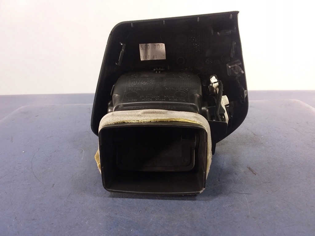 фото №4, Peugeot 301 c-elysee решётка обдув консоли левая