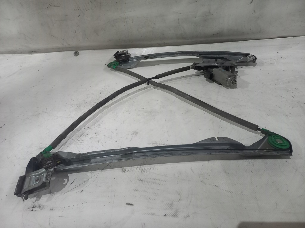 Підйомник скло правий перед 8 pin ford focus mk1 Недорого