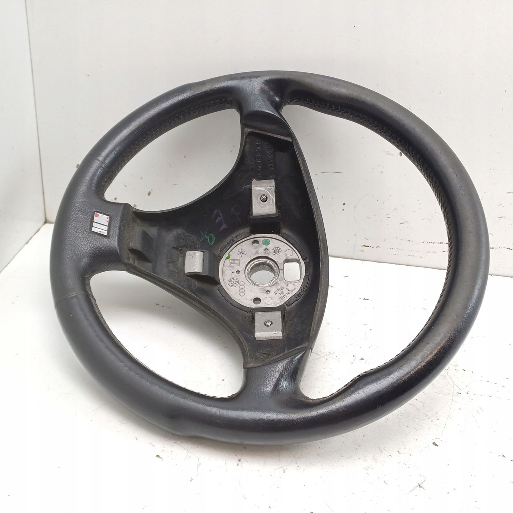 фото №10, 1998 audi a4 s4 b5 8d воздуховод 8q0419091m