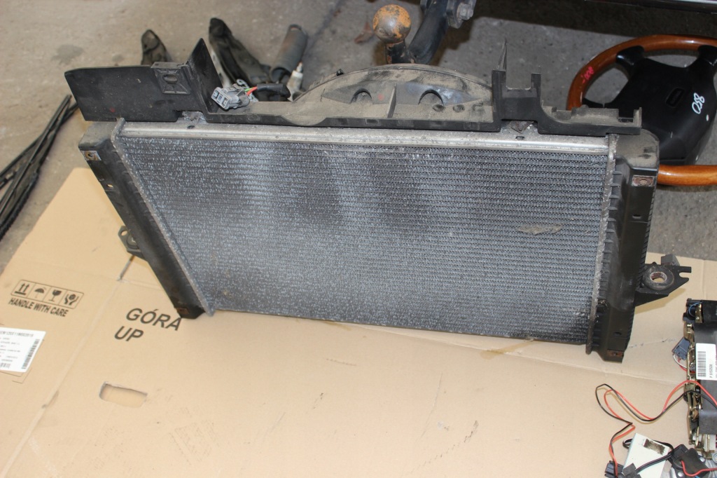 Купити Радіатор води volvo 850 2,4 b