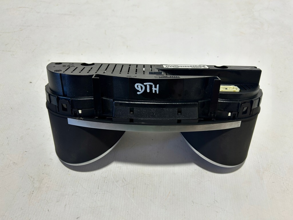 Счетчик приборы mercedes w251 cdi 2514402111 в Украине