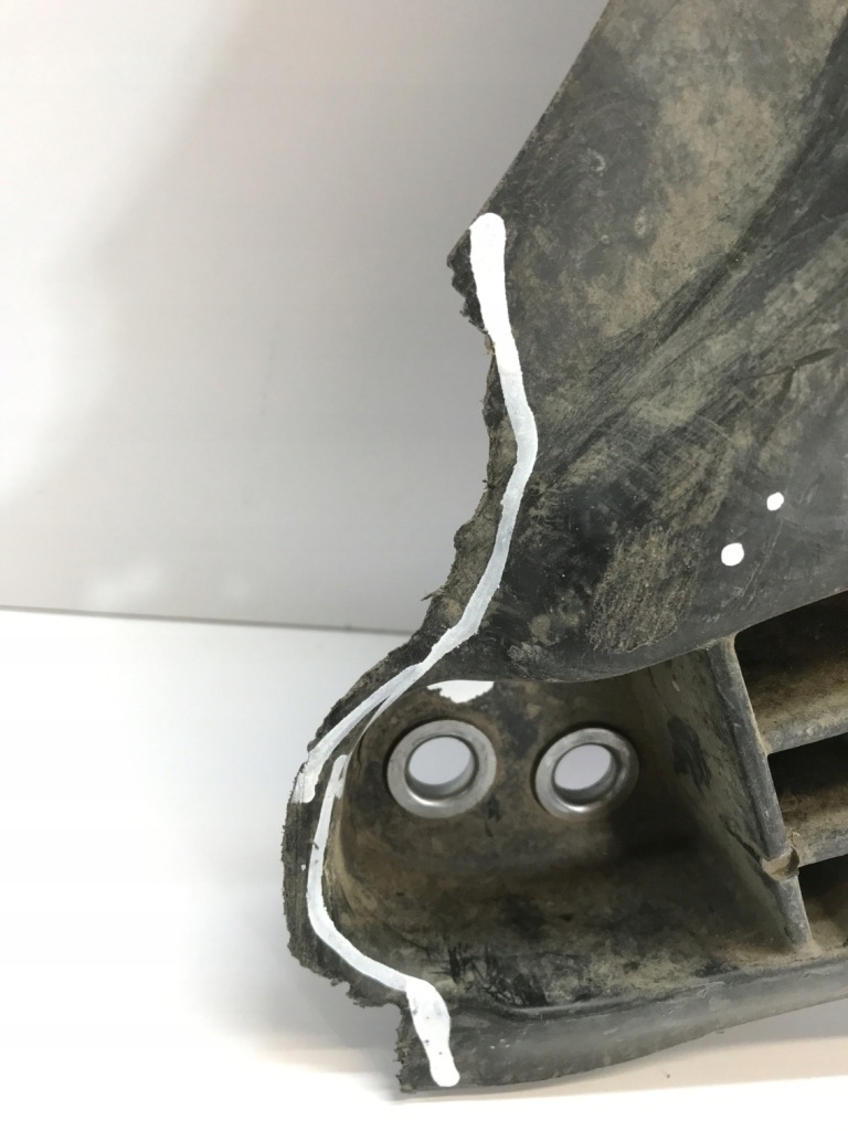 Vw audi seat skoda накладка под двигатель 5q0825901b с Разборки