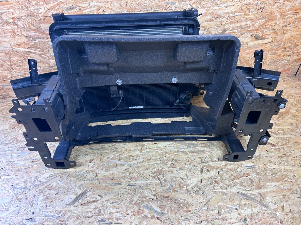 фото №13, Pas передній підсилювач балка радіатор vw id.4 id4 електрик 2020-