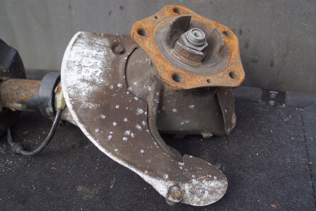 фото №8, Поворотный кулак левый перед porsche 911 997 99734165705