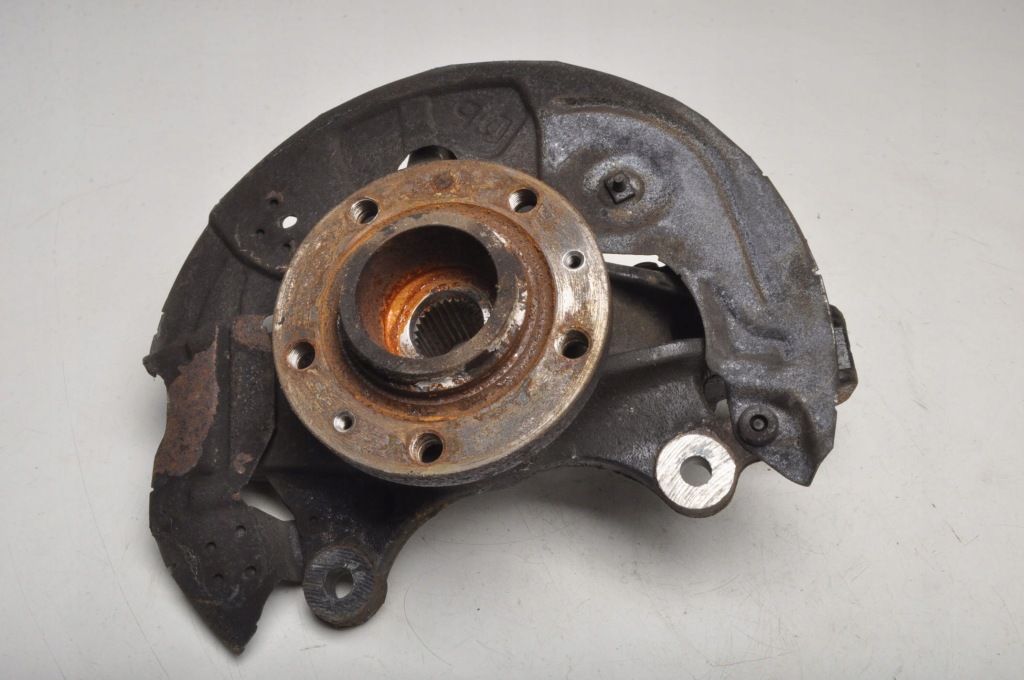 фото №1, Peugeot 3008 ii поворотний кулак права передня