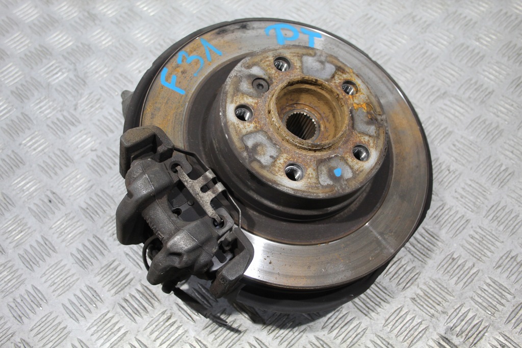 фото №1, Поворотный кулак правый задняя bmw 3 f30 f31