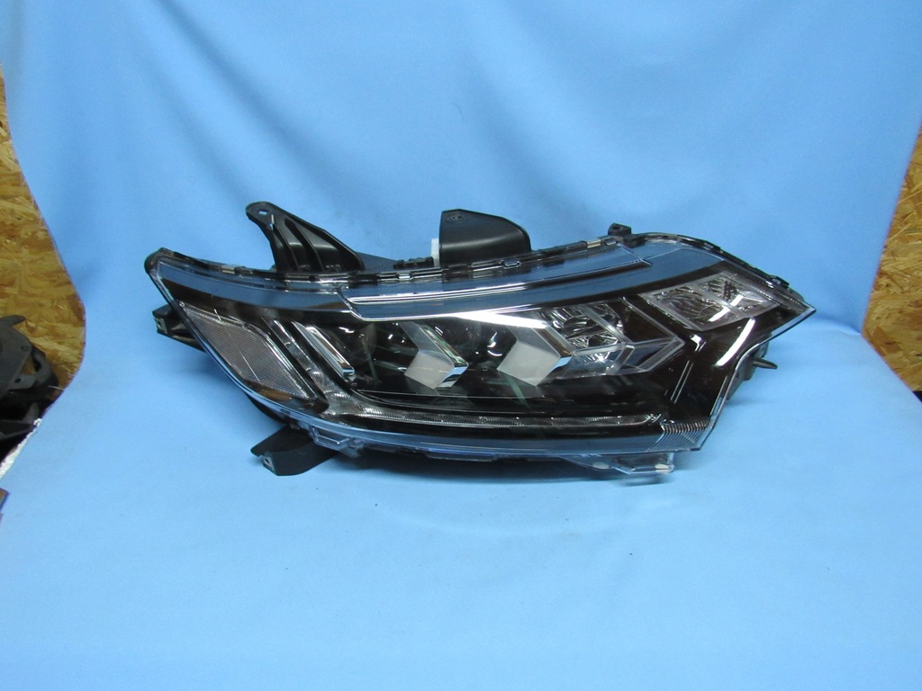 фото №1, Правая mitsubishi outlander phev full led комплектная