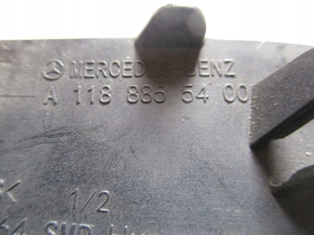 фото №3, Mercedes cla w118 заглушка фаркоп бампер перед