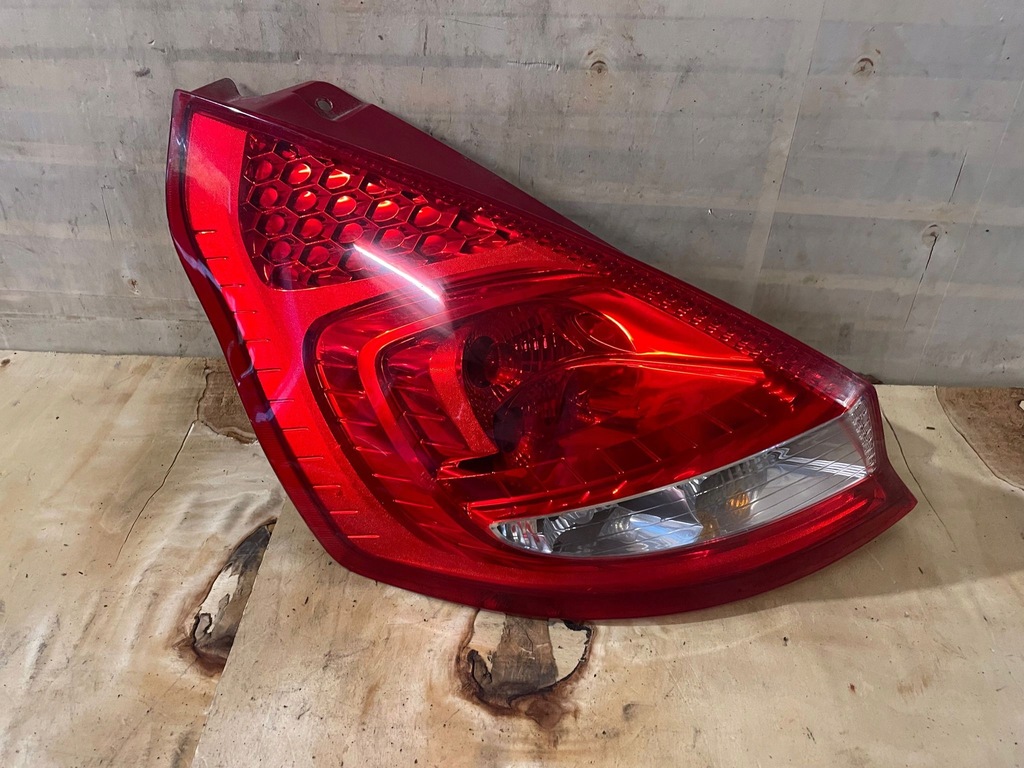 фото №1, Лампа задняя задняя левая ford fiesta mk7
