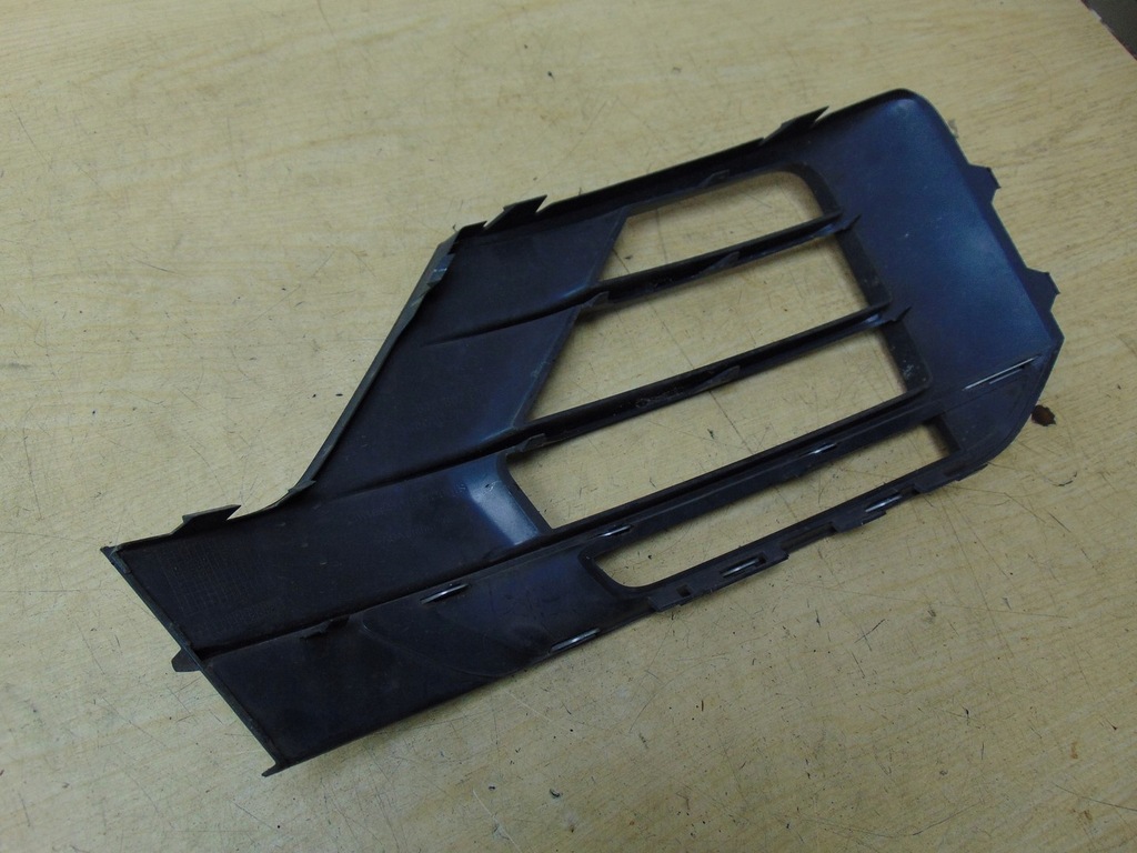 фото №13, Решётка w бампер правая перед audi q2 81a807682a