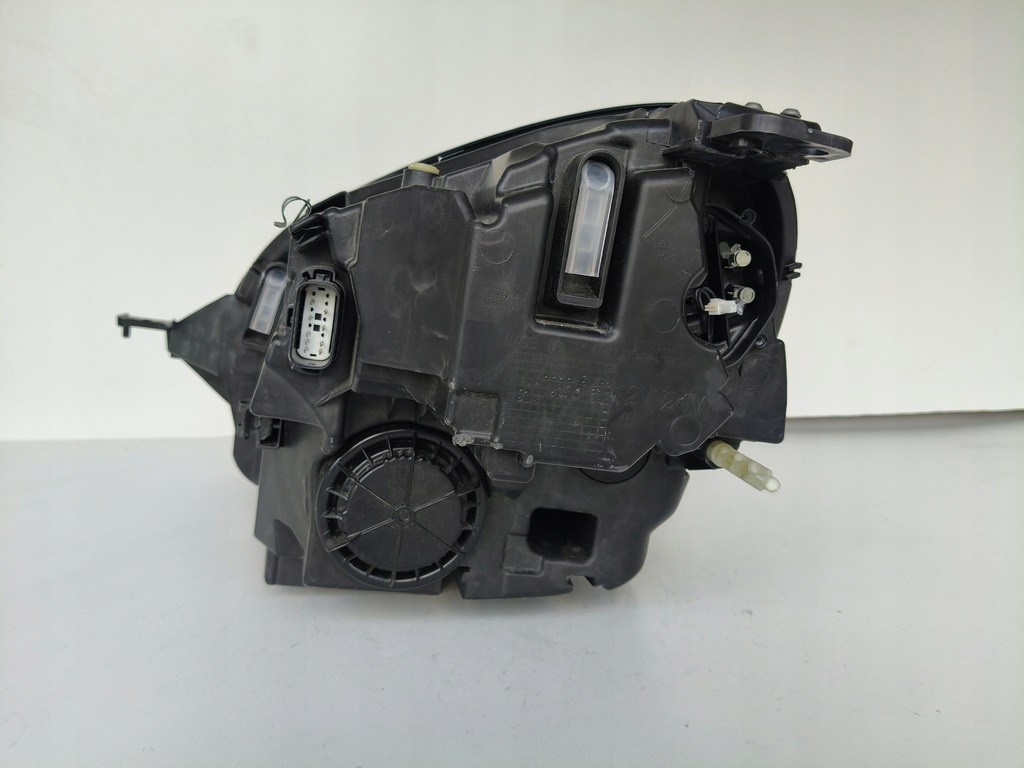 фото №7, Лампа права фара ford puma led 19-