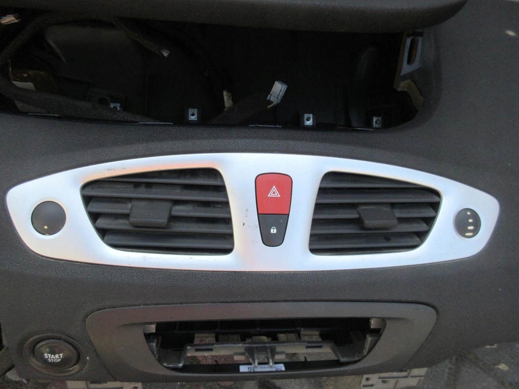 фото №14, Renault grand scenic iii 1.9 dci 130 km f9q870 панель приладів панель приладів приладова