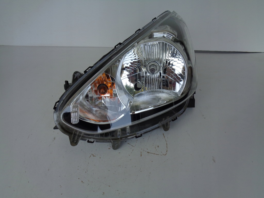 фото №1, Лампа левая фара mitsubishi space star 13-