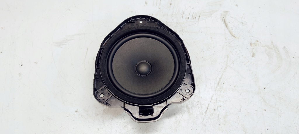 фото №1, Динамик дверь задняя audi a3 8v 8v0035411d