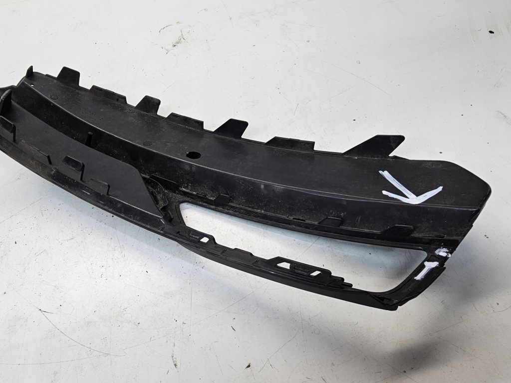 Купить Решётка решётка радиатора бампера левая audi a3 8v 8v3807681g s-line