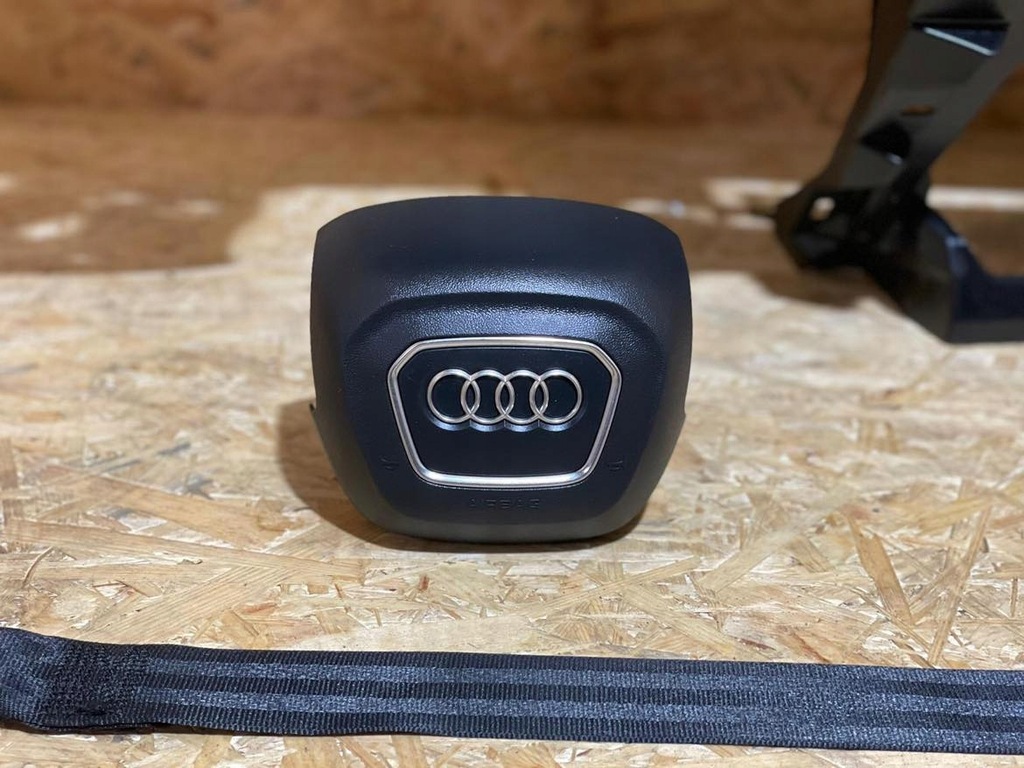 фото №9, Консоль приборная панель подушка безопасности ремни audi q8 4m8 оригинал