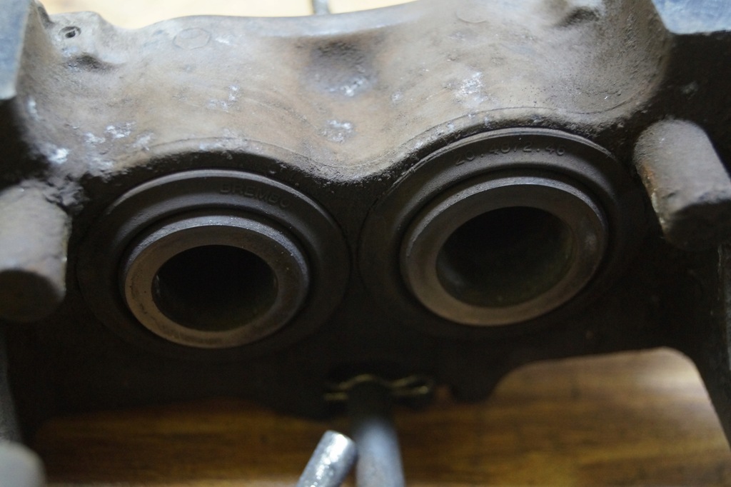 фото №14, Суппорт тормозной левый перед porsche 911 997 3.6