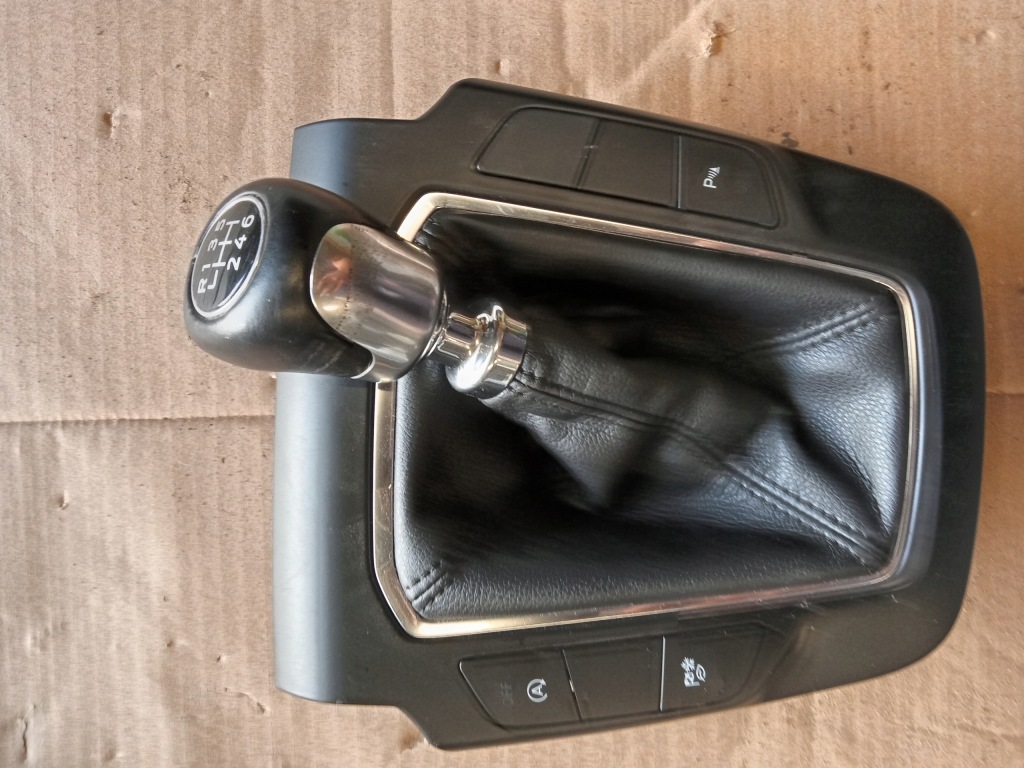 фото №1, Чехол ручка переключения передач ford focus jx7b-a045a66-a