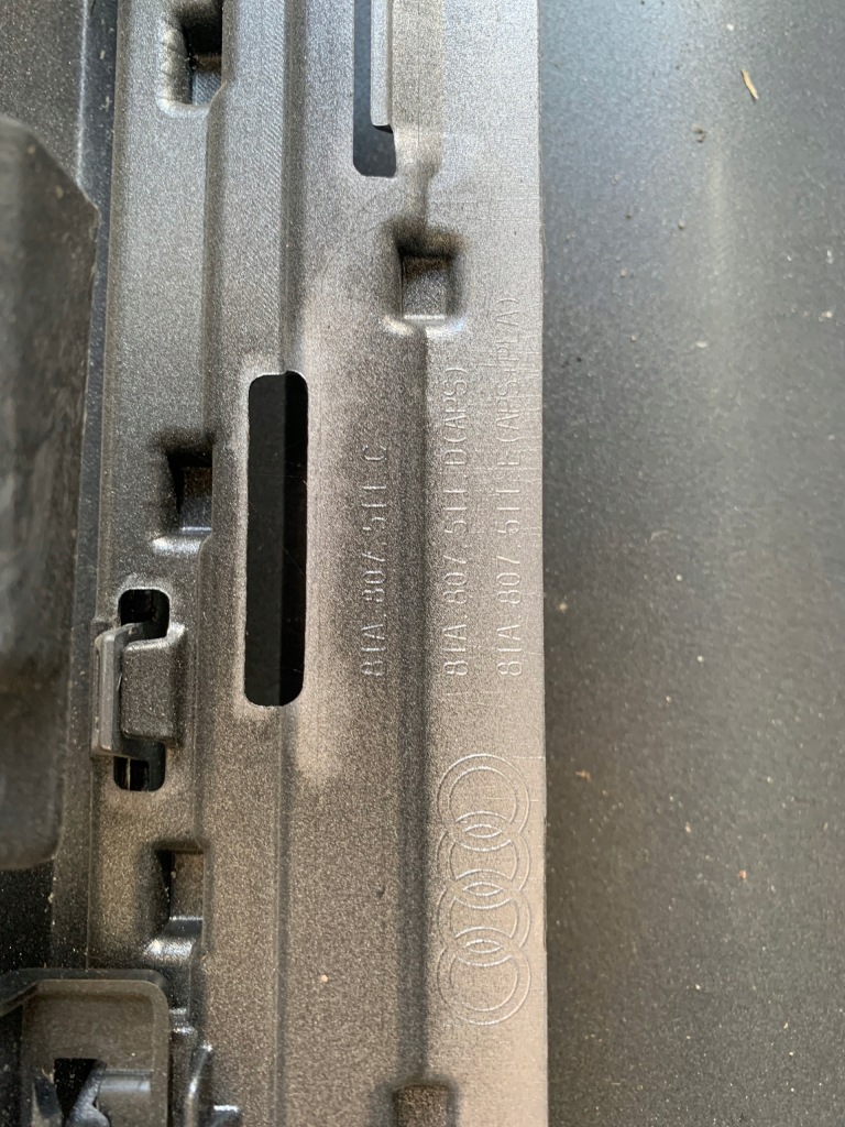 Audi q2 lift 20- бампер задня задній 81a Ціна