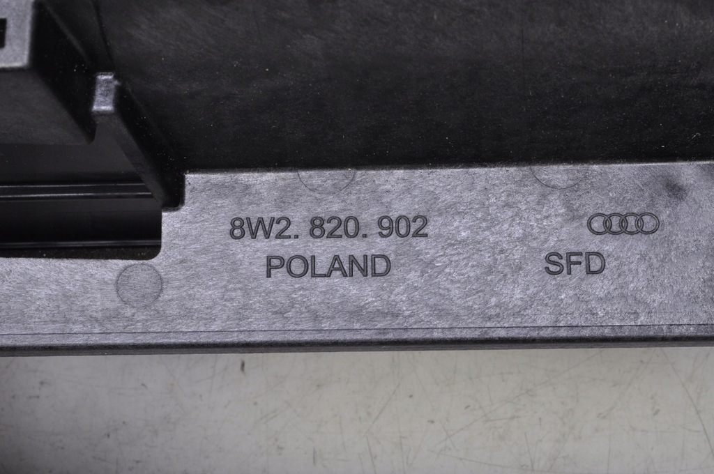 фото №13, Audi a4 b9 решітка обдув середня 8w2820901