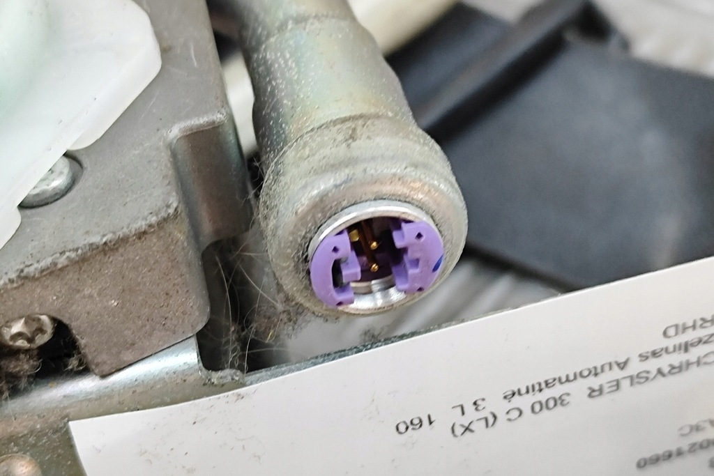 фото №7, Chrysler 300 c mk1 pas безопасности передний правый 1aj802dvad 2008 2628068