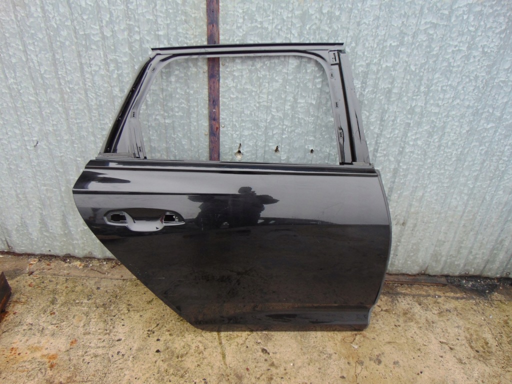 фото №1, Двері правий задня audi a6 c8 kombi чорні