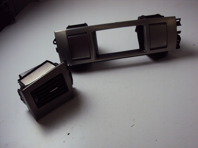 фото №1, Ґрати обдув jaguar xf x250