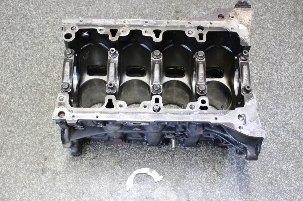 фото №8, Ssangyong korando iii 2.0 xdi d20t блок двигуна