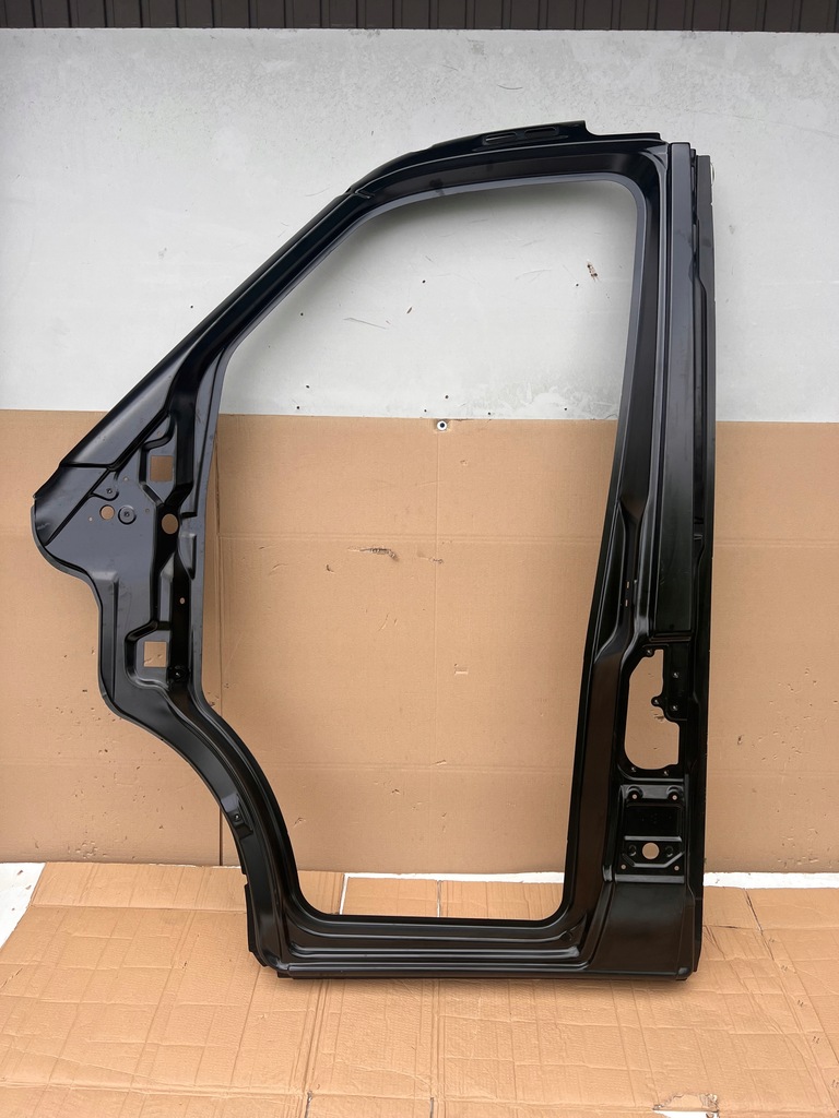 фото №1, Srinter w906 vw crafter поріг лівий обшивка рамка