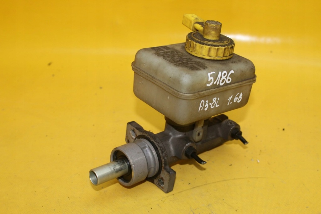 фото №1, Помпа гальмівна audi a3 8l 1.6 8v