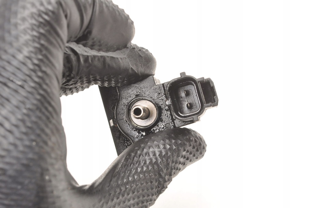 фото №2, Land rover range rover sport l494 4.4 sdv8 клапан вакуумa 70210901