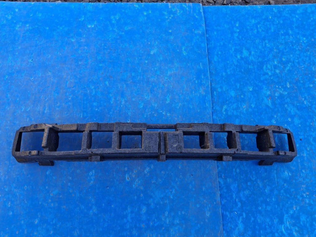 фото №1, Пена абсорбер бампера перед skoda octavia iii lift 2016r-